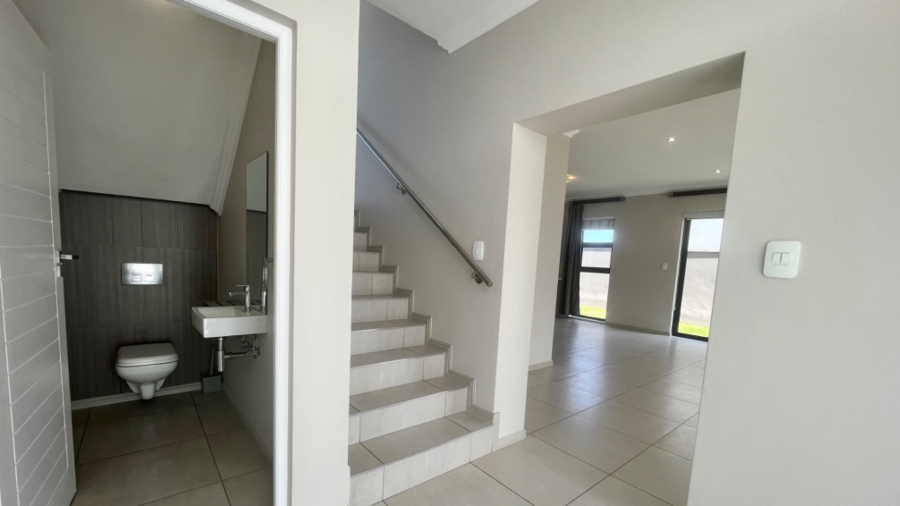 3 Bedroom Property for Sale in Welgelegen Western Cape